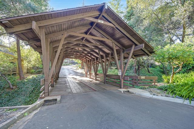 51 Covered Bridge Rd, Carmichael, CA 95608