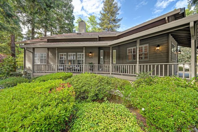 51 Covered Bridge Rd, Carmichael, CA 95608