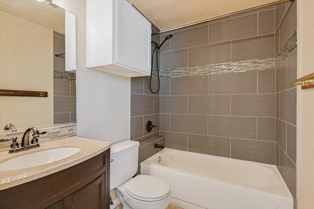 3115 Helms ST 112, Austin, TX 78705