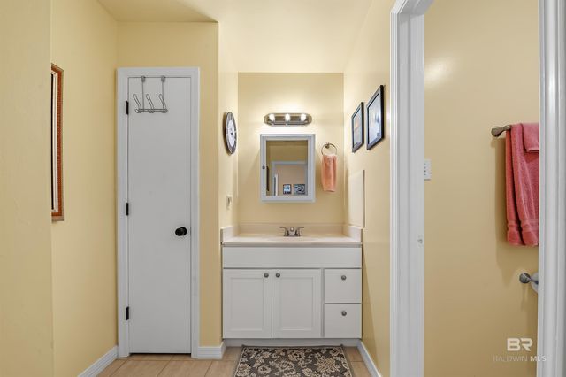 1082 W Quail Run 1606, Gulf Shores, AL 36542