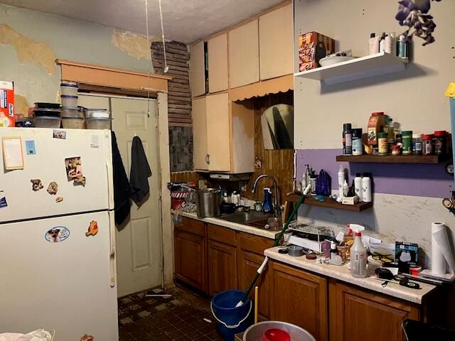 215 Garfield Avenue, Grand Rapids, MI 49504