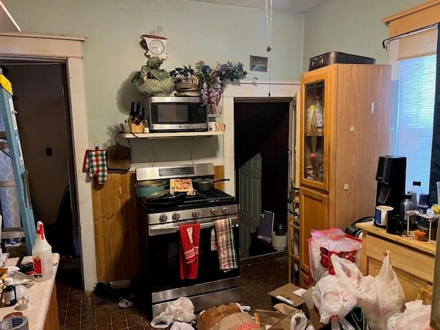 215 Garfield Avenue, Grand Rapids, MI 49504