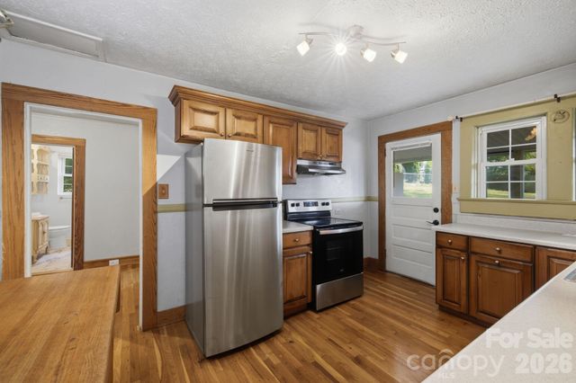 108 Patton Avenue, Canton, NC 28716