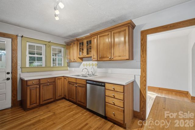 108 Patton Avenue, Canton, NC 28716