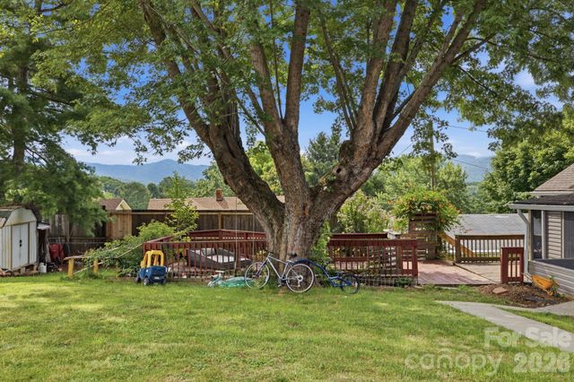 108 Patton Avenue, Canton, NC 28716
