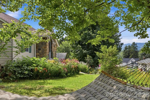 108 Patton Avenue, Canton, NC 28716