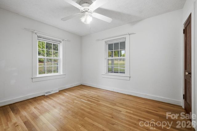 108 Patton Avenue, Canton, NC 28716