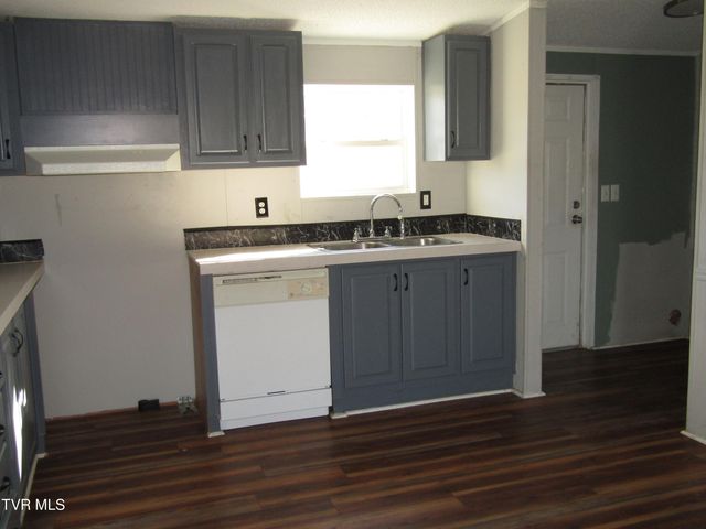 1000 South Hwy 66, Bulls Gap, TN 37711