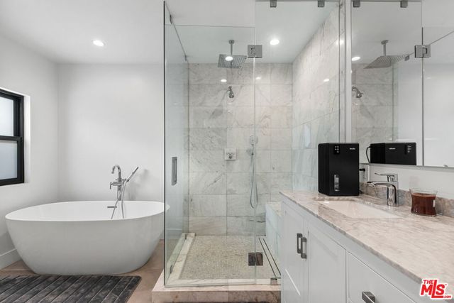 343 Veteran Avenue, Los Angeles, CA 90024