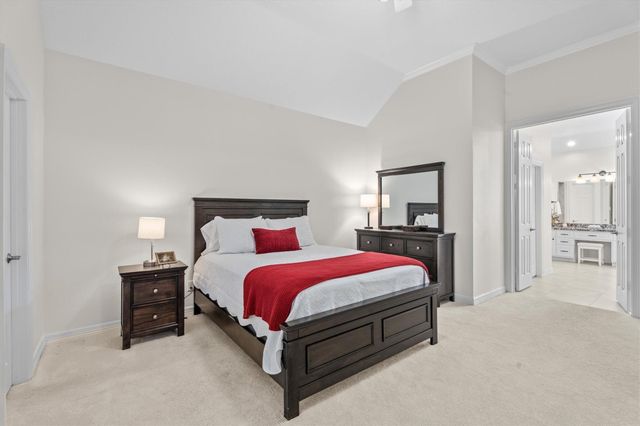 2115 Fairway Green Drive, Kingwood, TX 77339