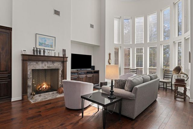 2115 Fairway Green Drive, Kingwood, TX 77339