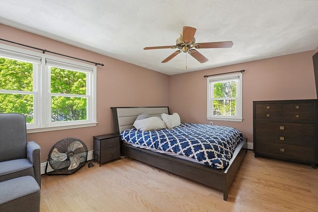 13 Brookside Drive, Foxboro, MA 02035
