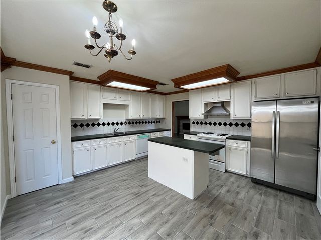 6333 Penny, Corpus Christi, TX 78414