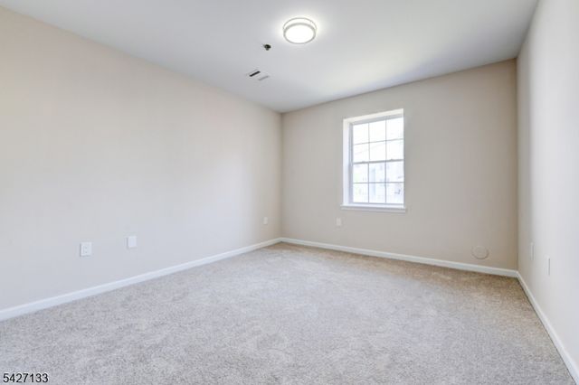 15 Oraton St, Newark City, NJ 07104