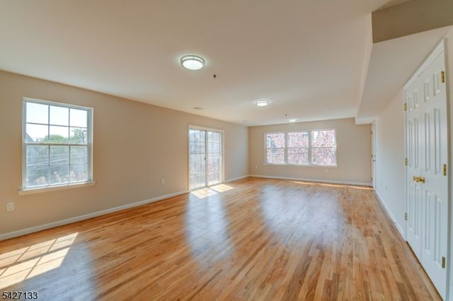 15 Oraton St, Newark City, NJ 07104