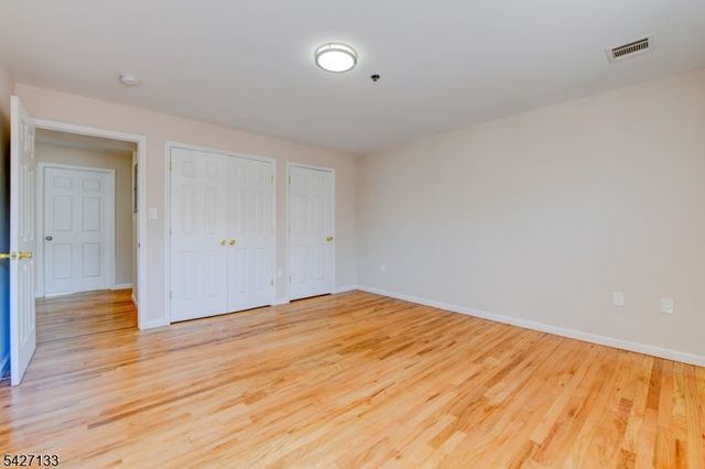 15 Oraton St, Newark City, NJ 07104