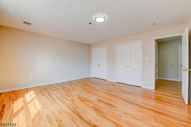15 Oraton St, Newark City, NJ 07104