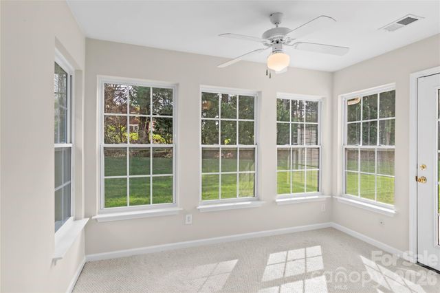 567 Caladium Court, Kernersville, NC 27284
