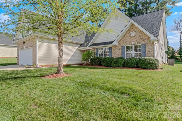 567 Caladium Court, Kernersville, NC 27284