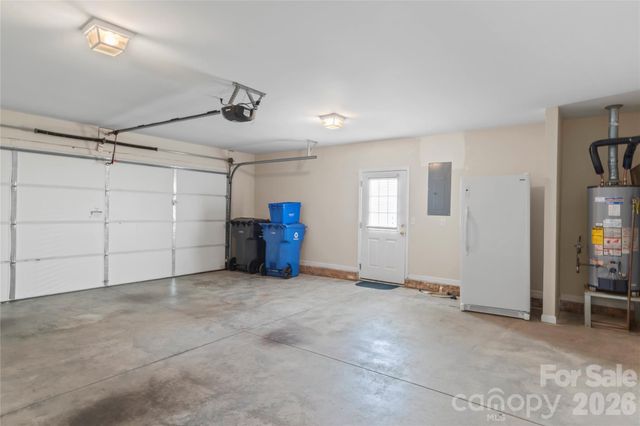 567 Caladium Court, Kernersville, NC 27284