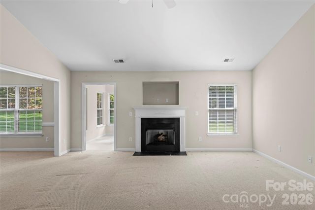567 Caladium Court, Kernersville, NC 27284