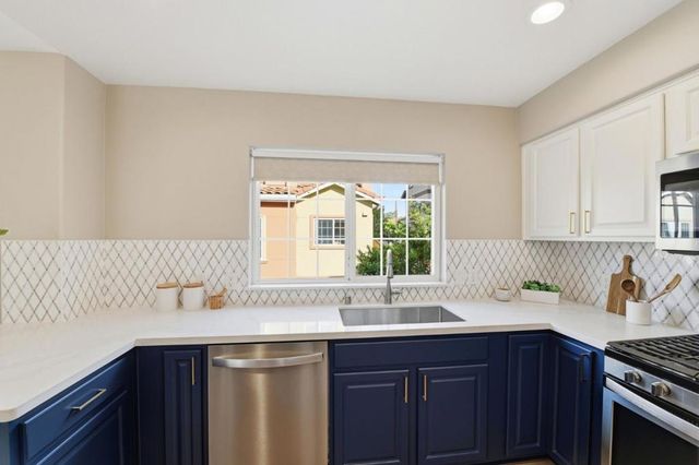 1043 Helen Avenue, Santa Clara, CA 95051