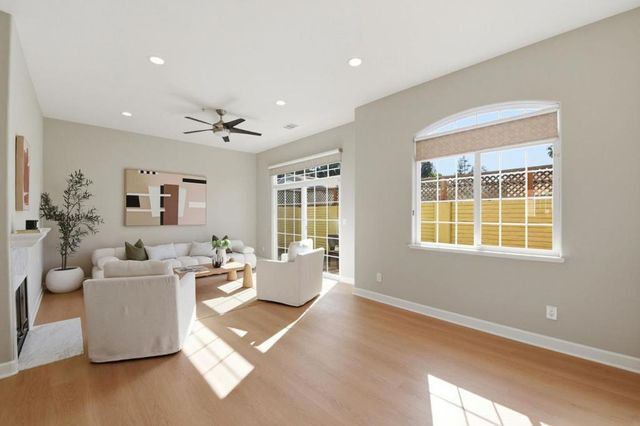 1043 Helen Avenue, Santa Clara, CA 95051