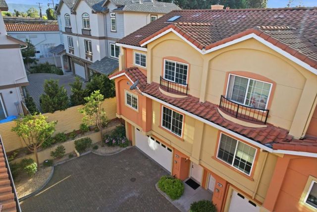 1043 Helen Avenue, Santa Clara, CA 95051