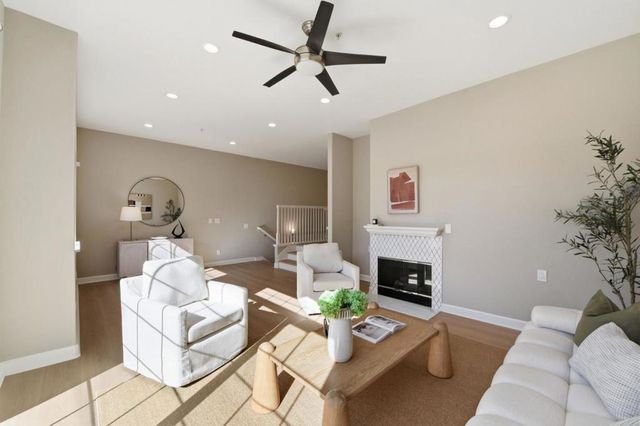 1043 Helen Avenue, Santa Clara, CA 95051