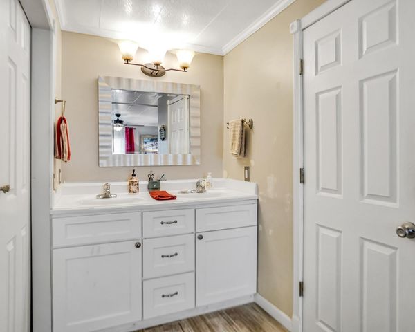3055 Lakeshore Drive, Fort Lauderdale, FL 33312
