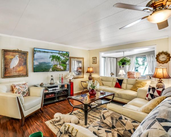 3055 Lakeshore Drive, Fort Lauderdale, FL 33312