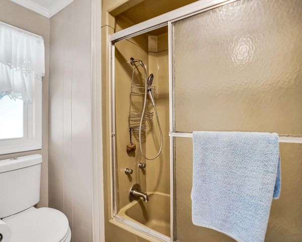 3055 Lakeshore Drive, Fort Lauderdale, FL 33312