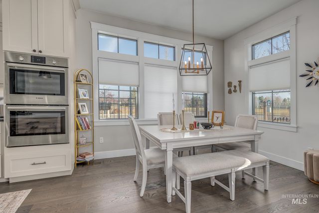 6686 N Asissi Lane, Meridian, ID 83646