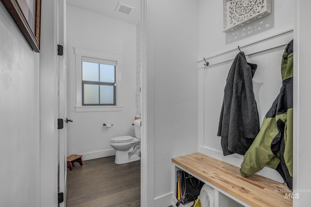 6686 N Asissi Lane, Meridian, ID 83646