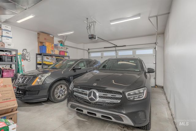 6686 N Asissi Lane, Meridian, ID 83646