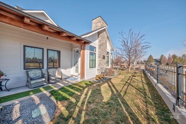 6686 N Asissi Lane, Meridian, ID 83646