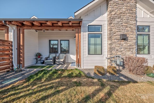 6686 N Asissi Lane, Meridian, ID 83646