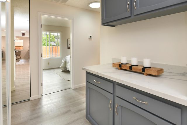 533 Eagle Nest Dr, Martinez, CA 94553