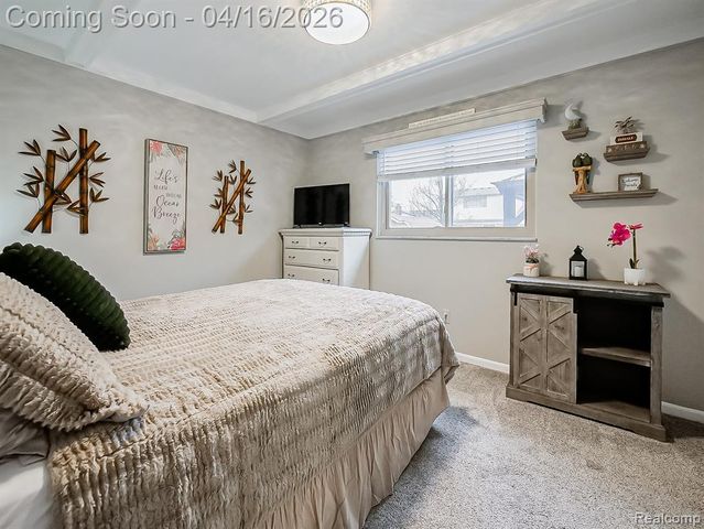 15969 Chelmsford Street, Clinton Township, MI 48038