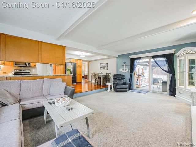 15969 Chelmsford Street, Clinton Township, MI 48038