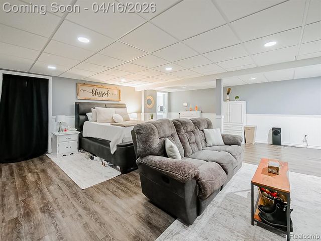 15969 Chelmsford Street, Clinton Township, MI 48038