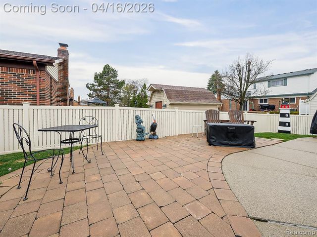 15969 Chelmsford Street, Clinton Township, MI 48038