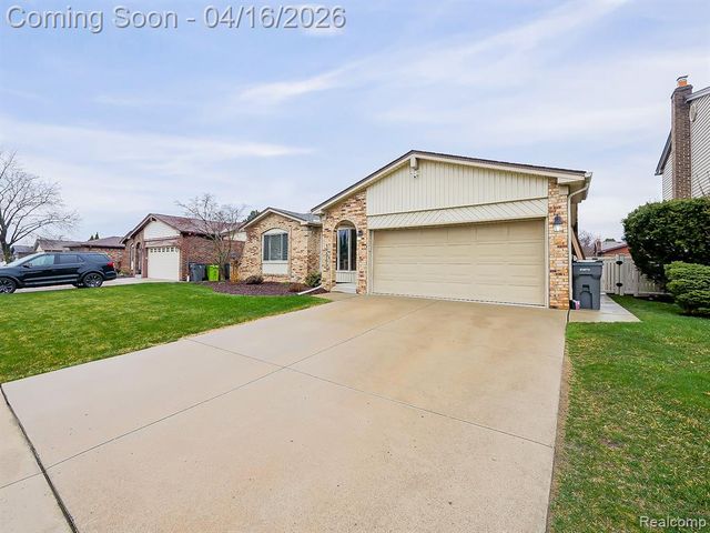 15969 Chelmsford Street, Clinton Township, MI 48038