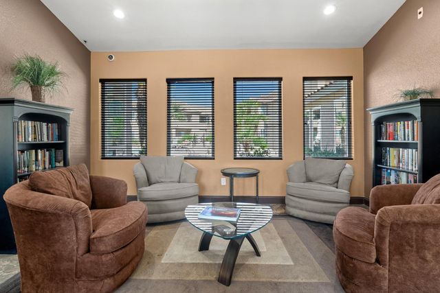9450 E Becker Lane Apt 2009, Scottsdale, AZ 85260