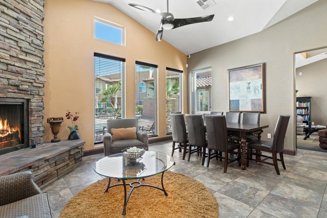 9450 E Becker Lane Apt 2009, Scottsdale, AZ 85260