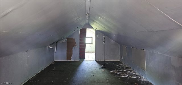 7705 New York Avenue, Cleveland, OH 44105