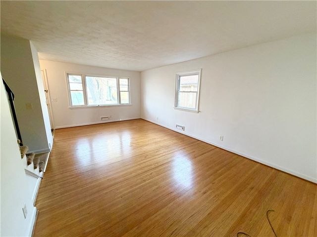 214 Magnolia Avenue, East Rochester, NY 14445