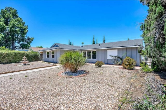 20431 Lassen Street, Chatsworth, CA 91311