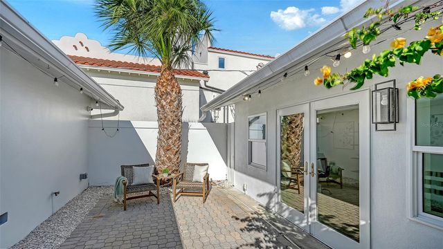 339 TREASURE BOAT WAY, Sarasota, FL 34242
