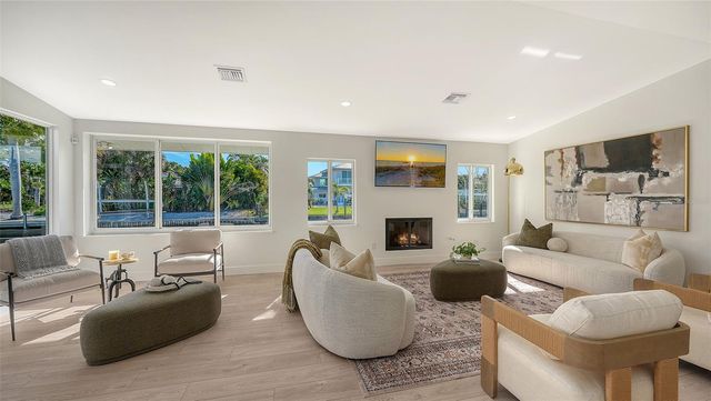 339 TREASURE BOAT WAY, Sarasota, FL 34242